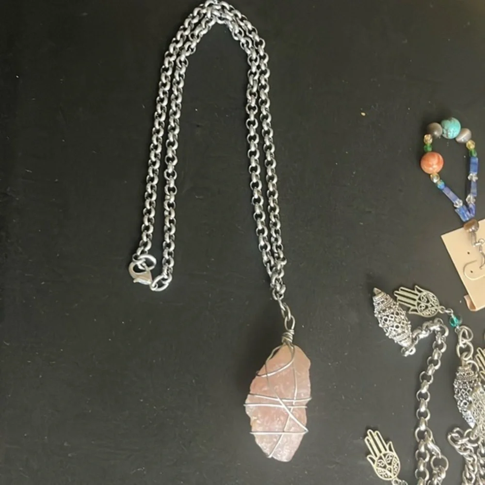 Michelle Stylez11 rose quartz